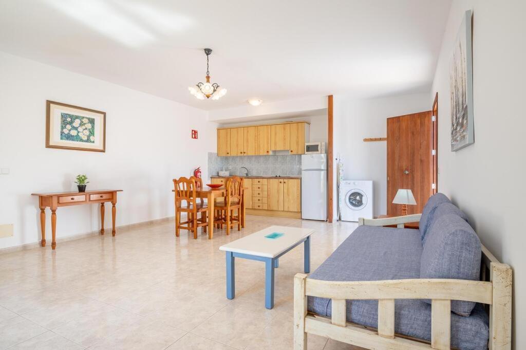 Apartamentos Karin 2°E 펠라니트스 외부 사진